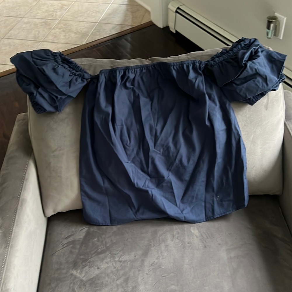 Navy strapless - attached off shoulder puff sleeves